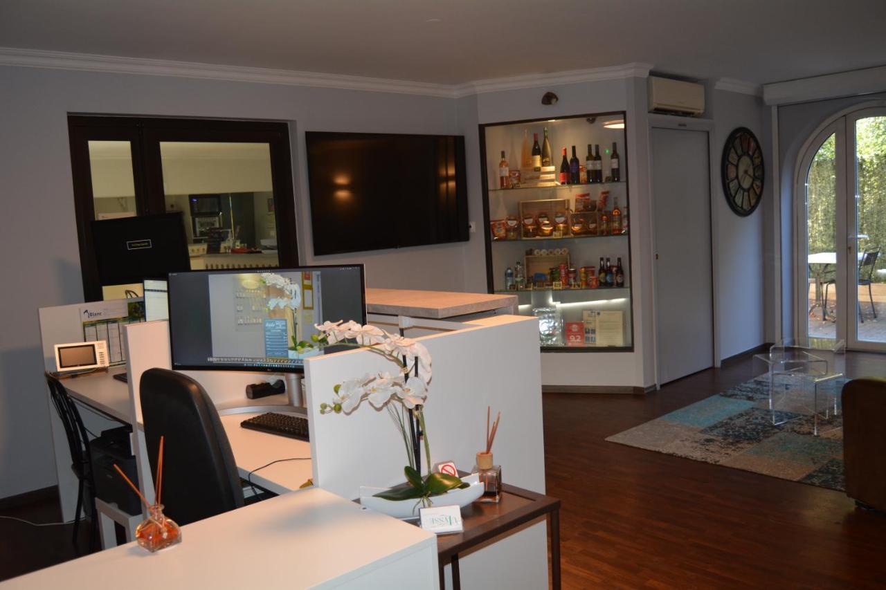 Hotel Ulysse Montpellier Centre ภายนอก รูปภาพ