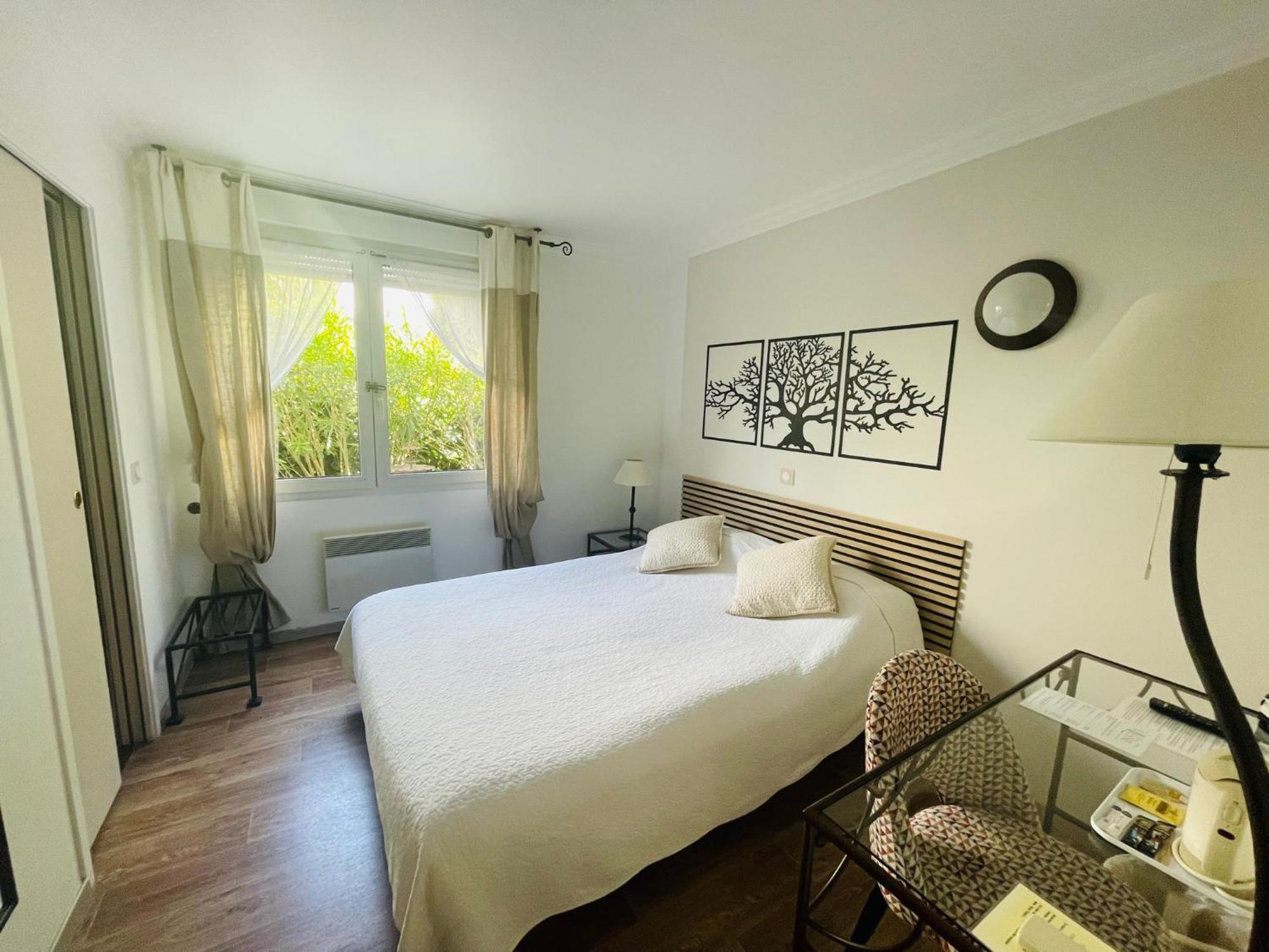 Hotel Ulysse Montpellier Centre ภายนอก รูปภาพ