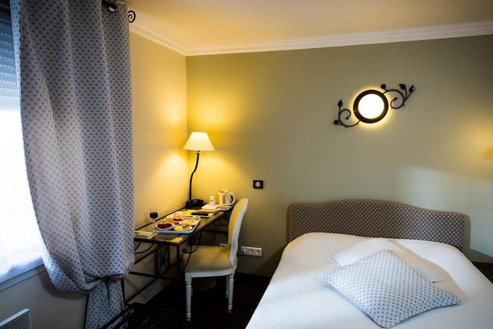 Hotel Ulysse Montpellier Centre ภายนอก รูปภาพ
